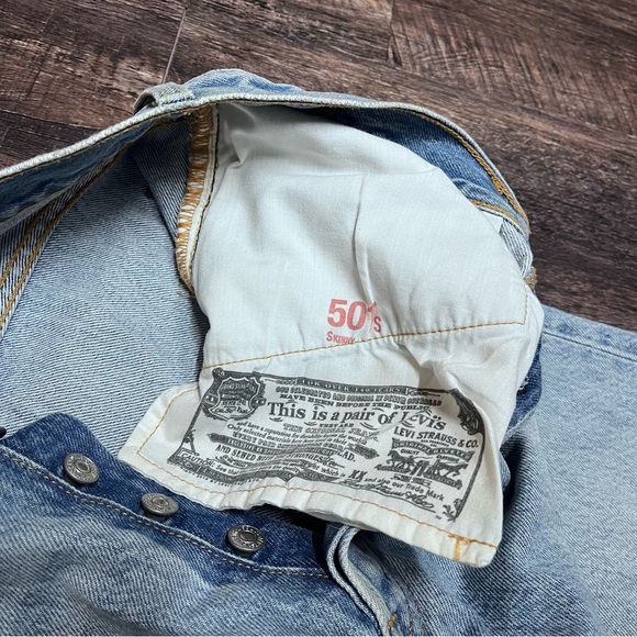 NEW Levi's 501 Premium Women's Skinny Fit Jeans 32x28 Distressed Grunge - Picture 5 of 8